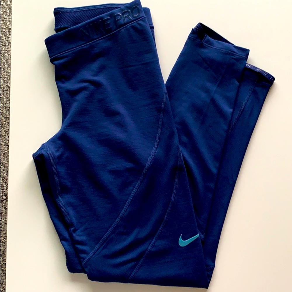 NWOT Nike Leggings